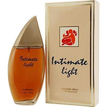 INTIMATE LIGHT  COL SPRAY